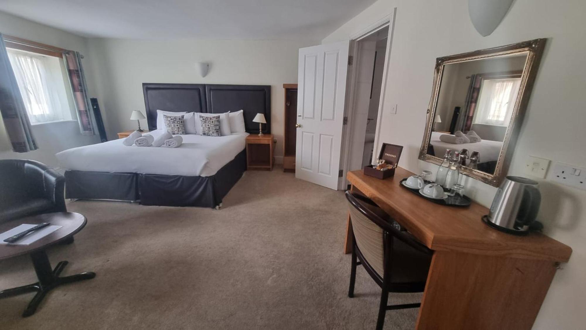 Castle Limes Hotel Warwick  Esterno foto